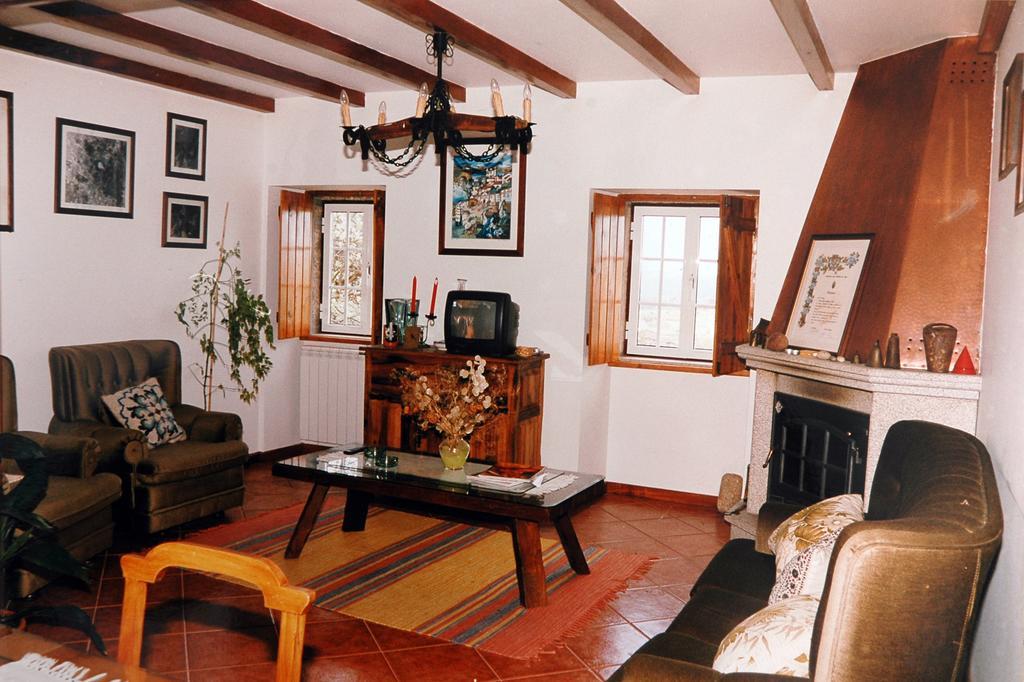 セイア Quinta Do Vale Sanguinhoヴィラ 部屋 写真